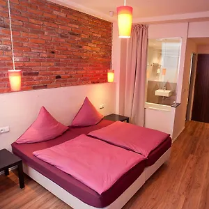 https://purpur-aparthotel.praguehotelsweb.com