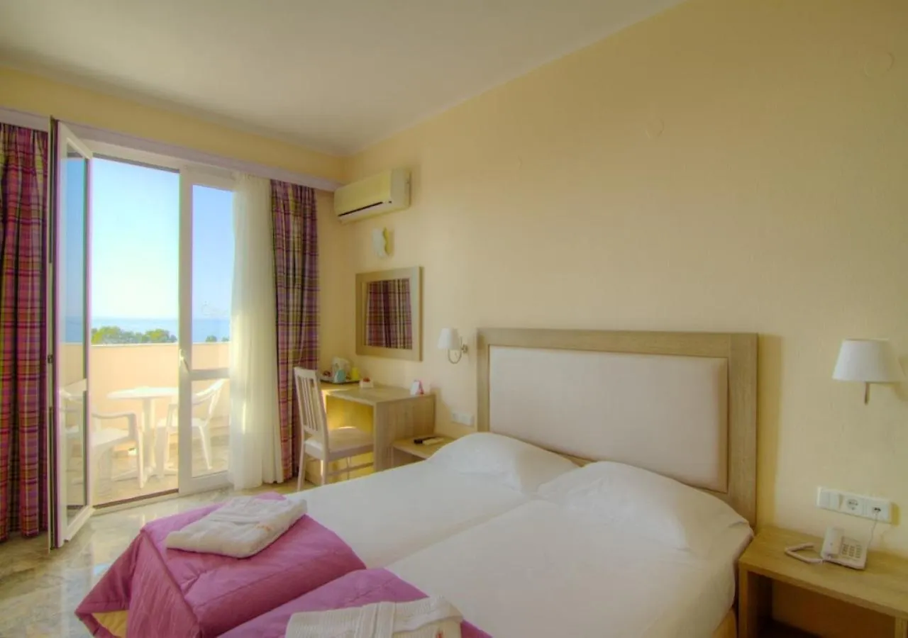 Solimar Dias Hotel location